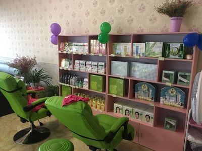 小資生活化妝品加盟店 體驗(yàn)式營銷與醫(yī)療服務(wù)融合，全面提升顧客服務(wù)質(zhì)量